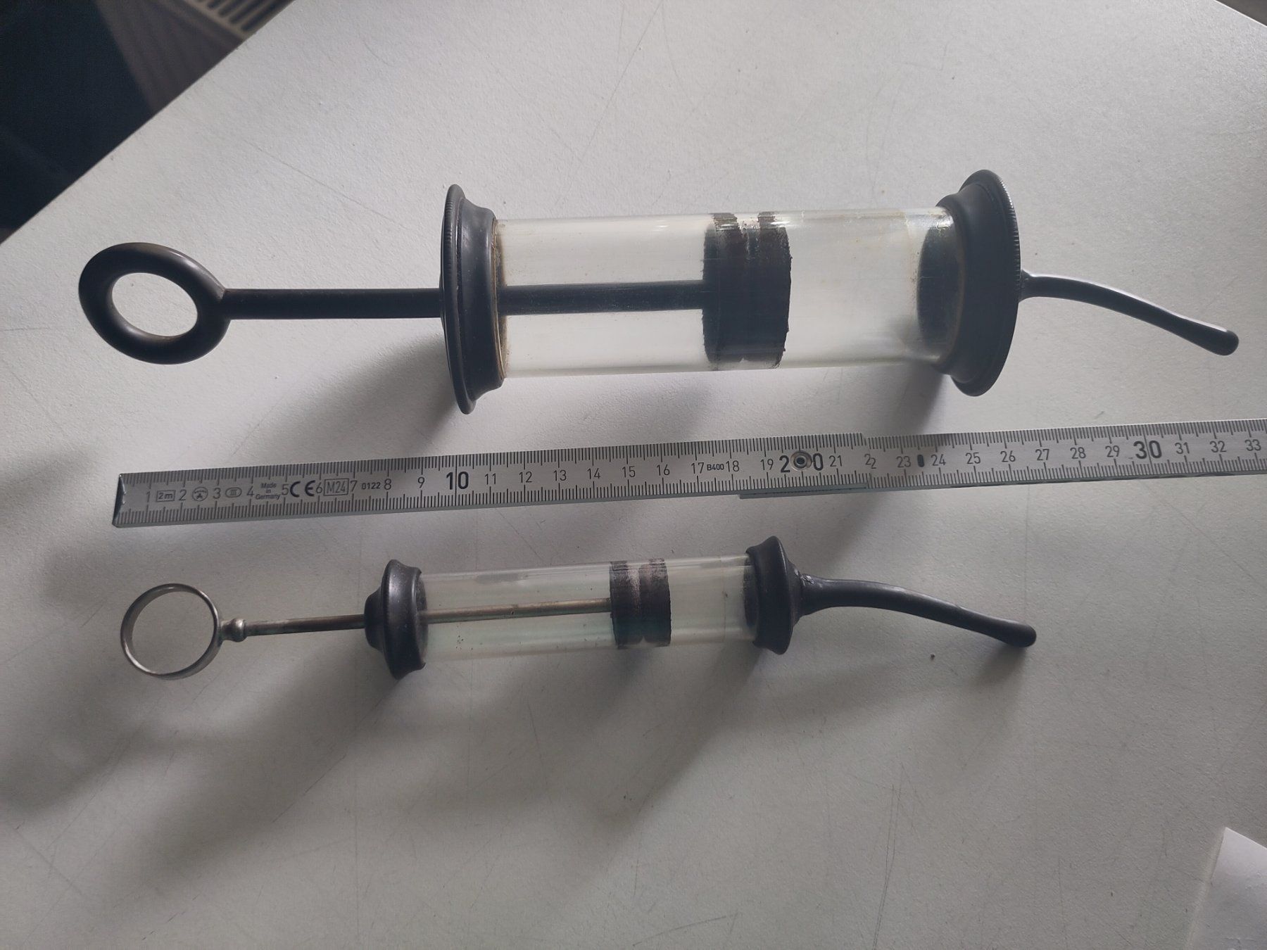 Technique médicale: Blasenspritzen – D'occasion à Aarwangen par Riverman