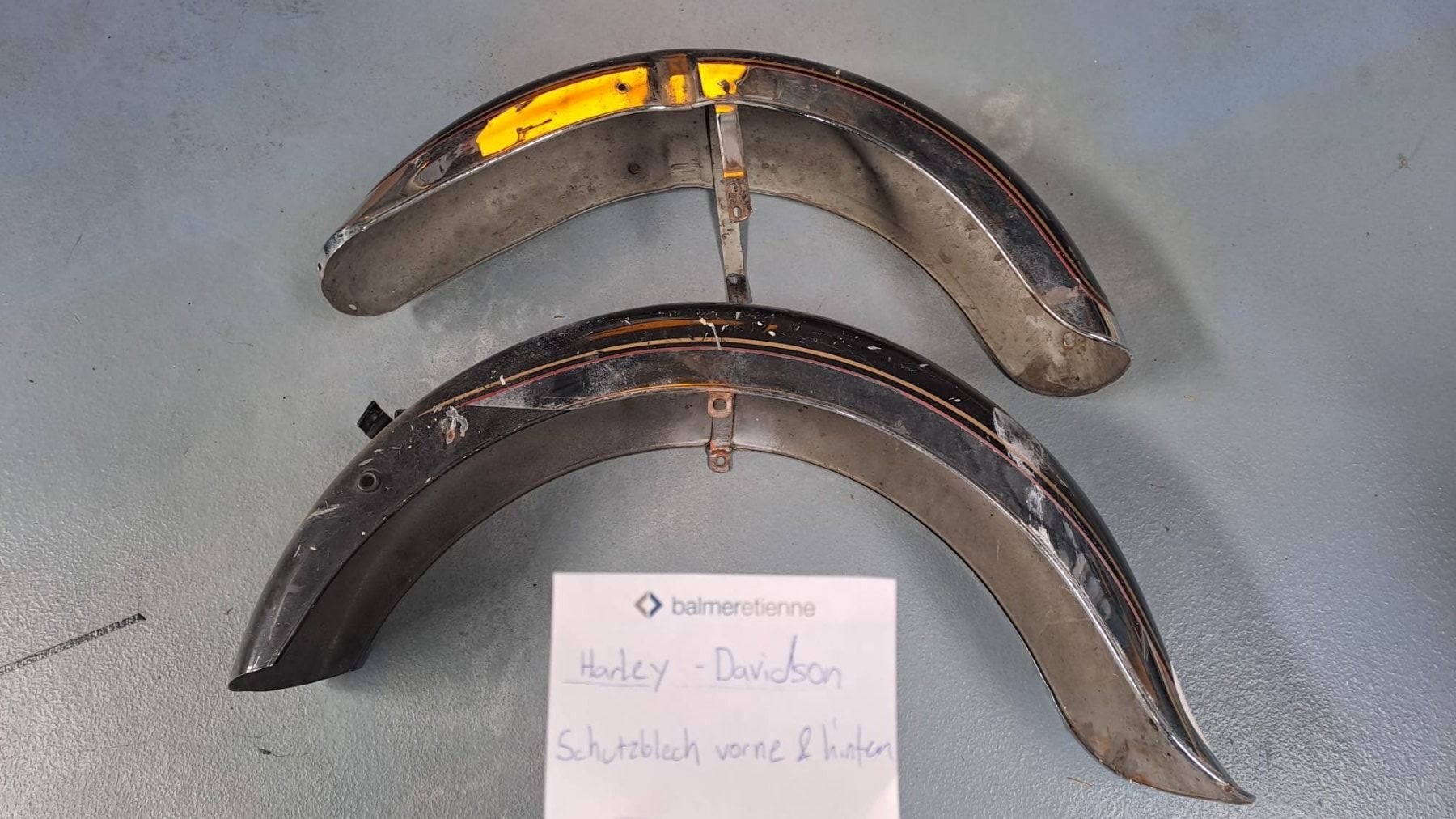 Harley-Davidson Alle Motorradersatzteile: Harley Davidson Schutzblech hinten und vorne – Gebraucht aus Alpnach Dorf von Biker-Lady