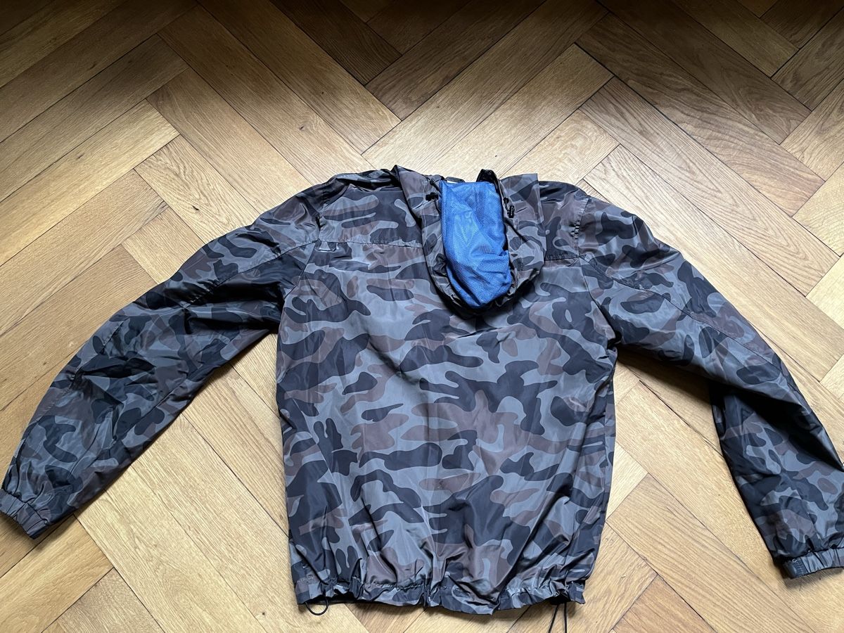 Giacche & Cappotti: Neue Windjacke  – Nuovo (secondo la descrizione) da Zürich venduto da cat_rsn7 2