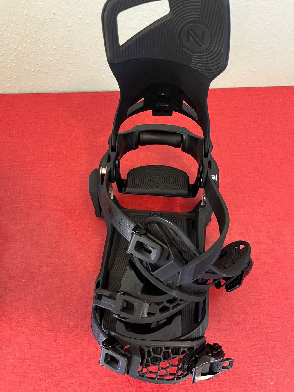 Nidecker Fixations: Nidecker Supermatic 2023/2024 Black M – D'occasion à Zürich par  9