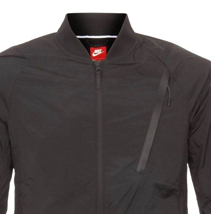 Nike Giacche: Nike Tech Pack Hypermesh Varsity Jacket / schwarz / S – Usato da Rothenburg venduto da jaap34 1