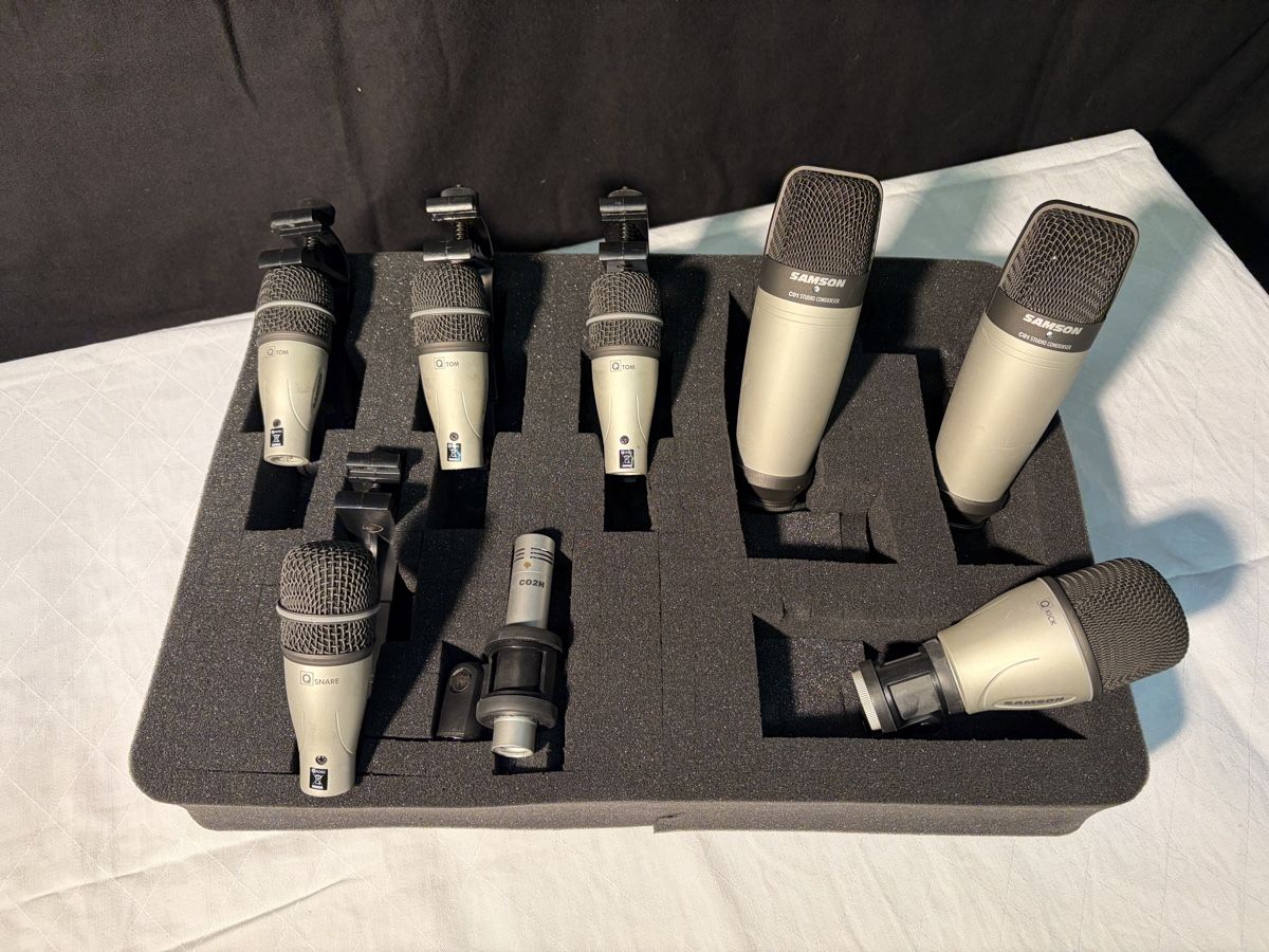 Microphones: Samson Drum Mic Kit-8 – D'occasion à Neftenbach par causkanasa