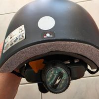 Kinderschutzhelm schwarz Grösse 52-56 gebraucht