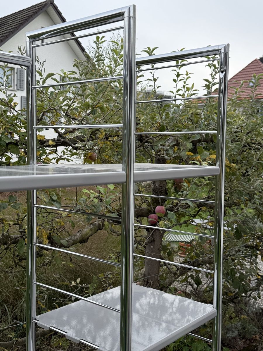 Interio Scaffali: Metallregal Chrom/grau variabel – Usato da Langenthal venduto da Decoder 2
