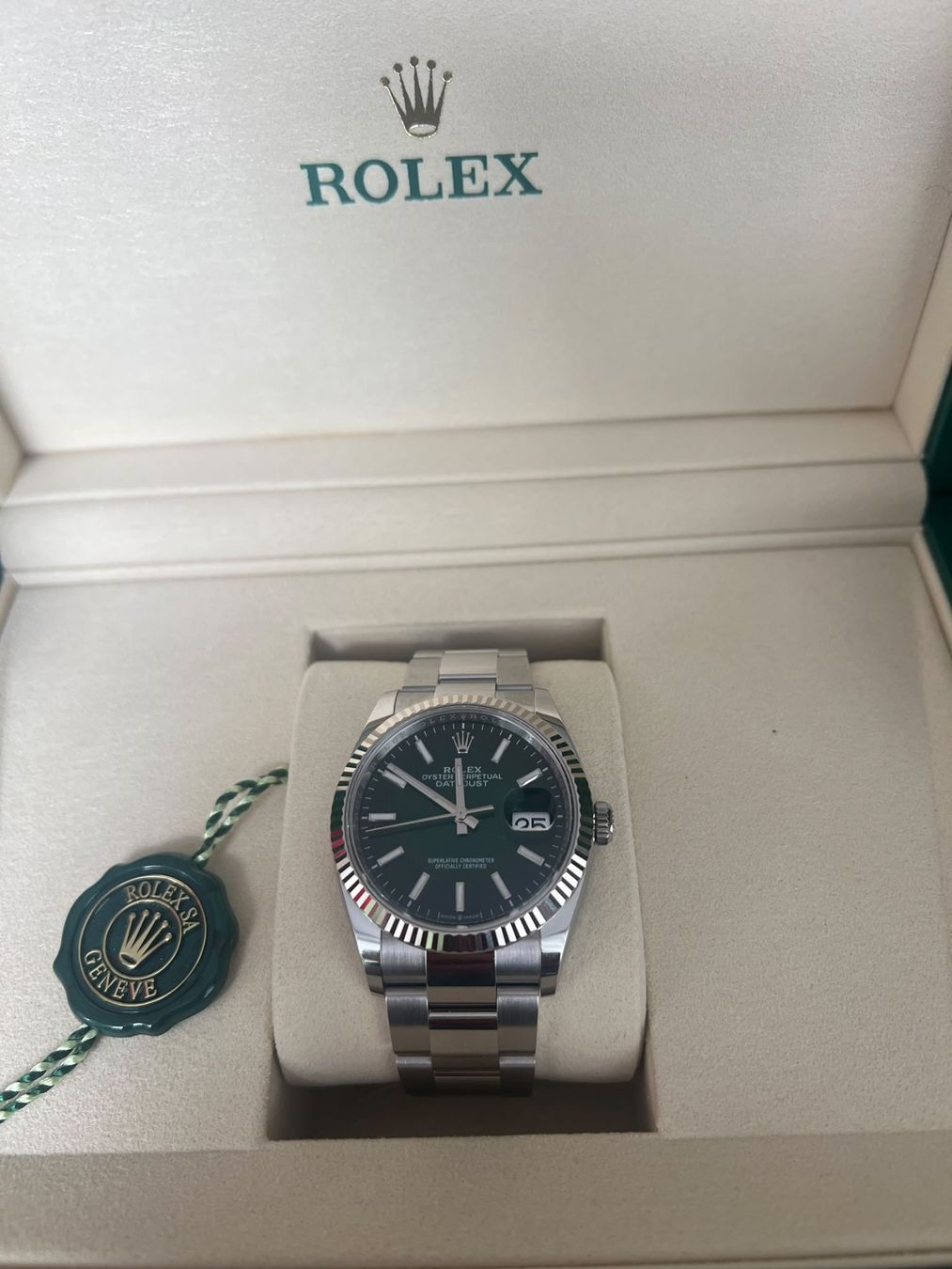 Rolex Uhren: Rolex Datejust 36 OMBRE DIAL – Neu und originalverpackt aus Root von M.Ad1 1
