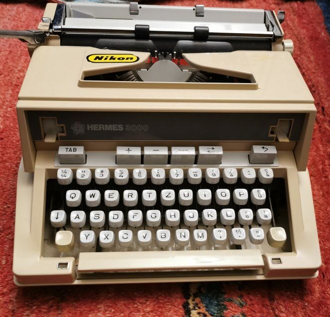 Schreibmaschinen: Hermes 3000: Klassische Schreibmaschine – Gebraucht aus Dänikon ZH von Beldiwuffi 2