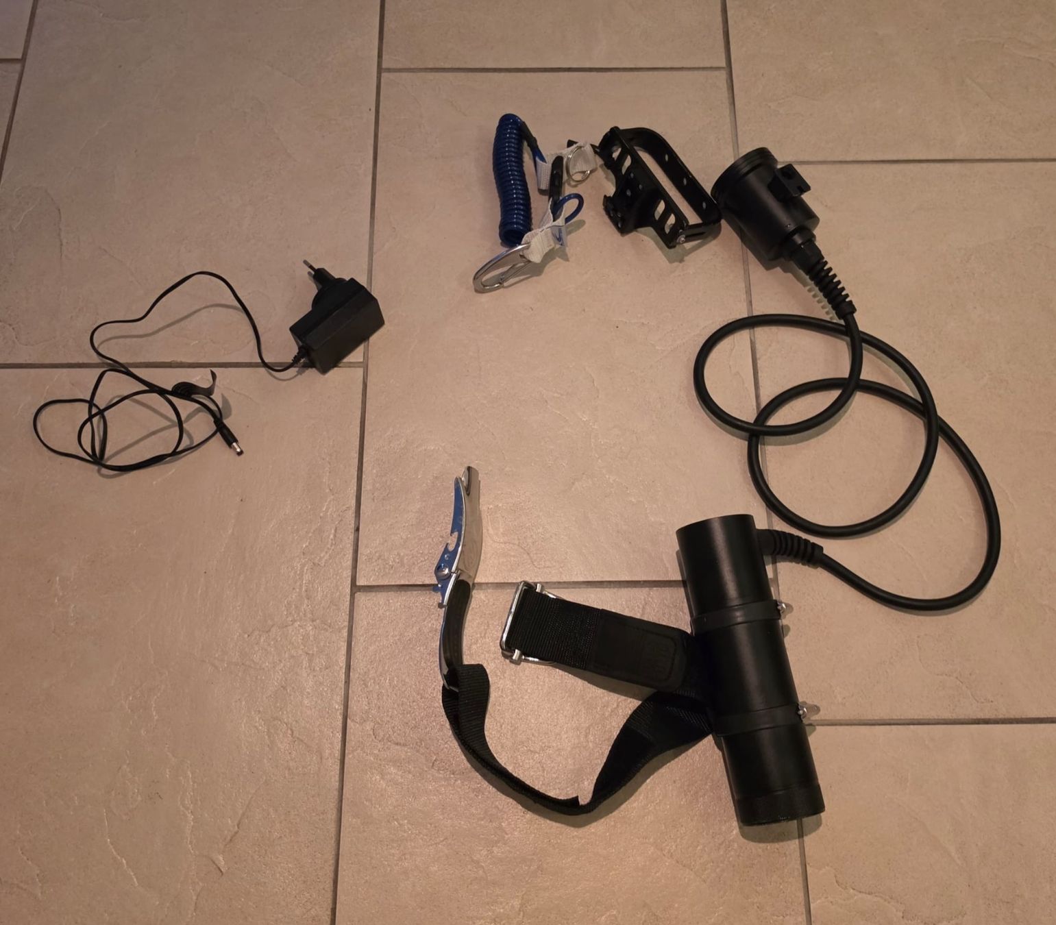 Lampes: BigBlue VTL9000P SideMount – Neuf (Voir description) à Grüt (Gossau ZH) par Mulan1 4