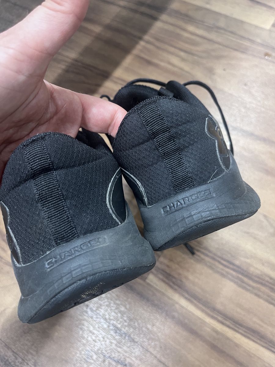 Under Armour Scarpe da uomo: Under Armour Sneaker  – Usato da St. Gallen venduto da elli18 4