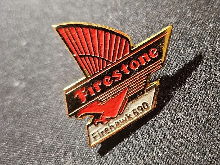 Spille & Fermagli: Pin Firestone – Usato da Bern venduto da Respirit 3