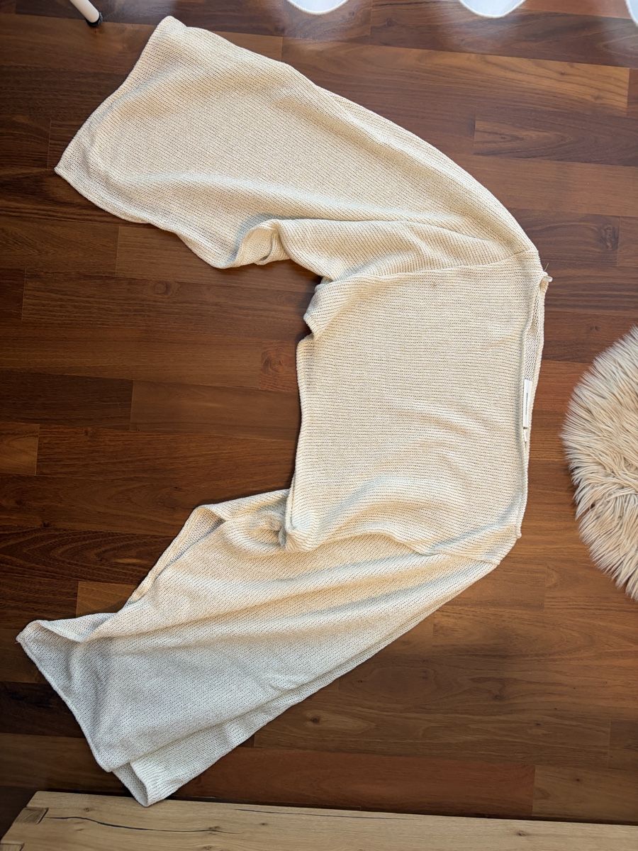 Bershka Pullover & Sweatshirts: Cropped Strickpullover Bershka – Neu (gemäss Beschreibung) aus Henau von martina_1998 3