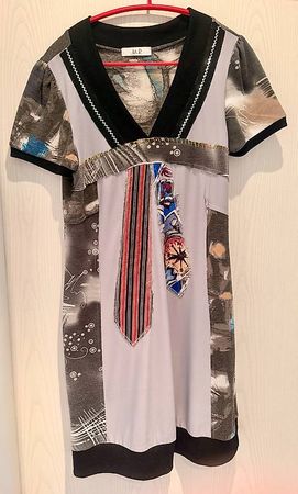 M.R Jersey-Kleid im Patchwork-Look Silber-Applikation Gr. M