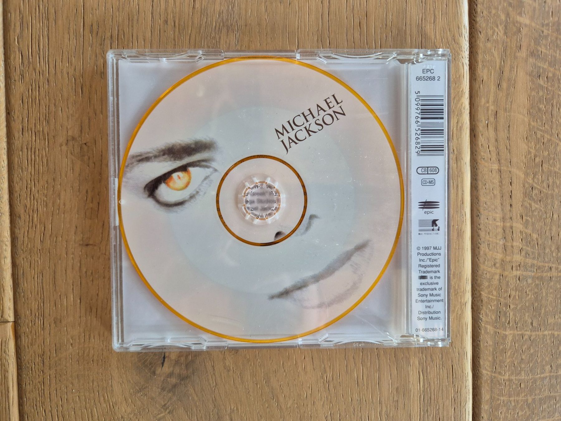 CD: Michael Jackson - Ghosts, Maxi CD Single Limited Edition – Usato da Savièse venduto da coeur88 1