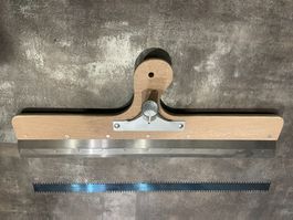 Rakel plus Zahnrakel zum einbauen für Bodenausgleichsmasse
