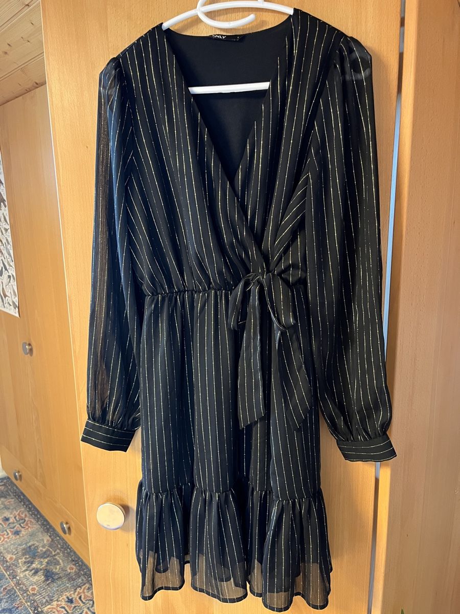 Vestiti: Kleid, Gr. S – Nuovo (secondo la descrizione) da Betschwanden venduto da _janinee_