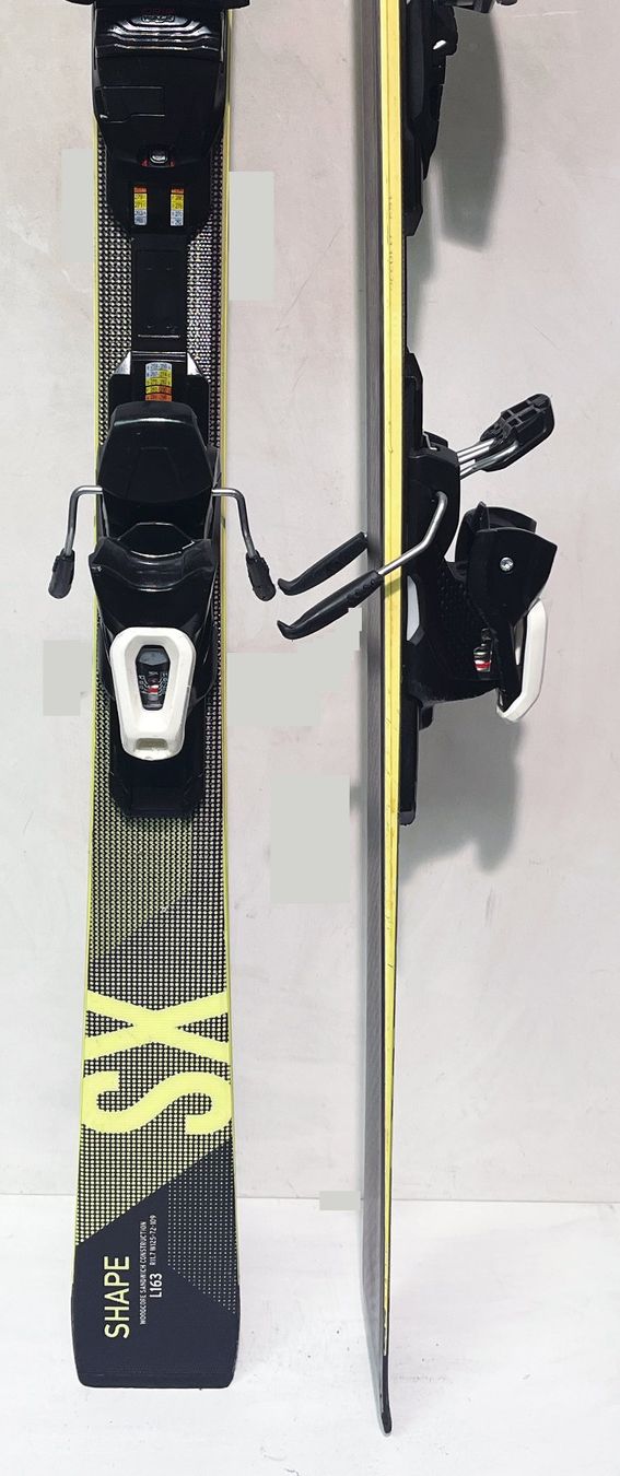 Head Skis: HEAD SHAPE SX    163 cm; eine Saison gebraucht – D'occasion à Brüttisellen par SkiverkaufStepan 3