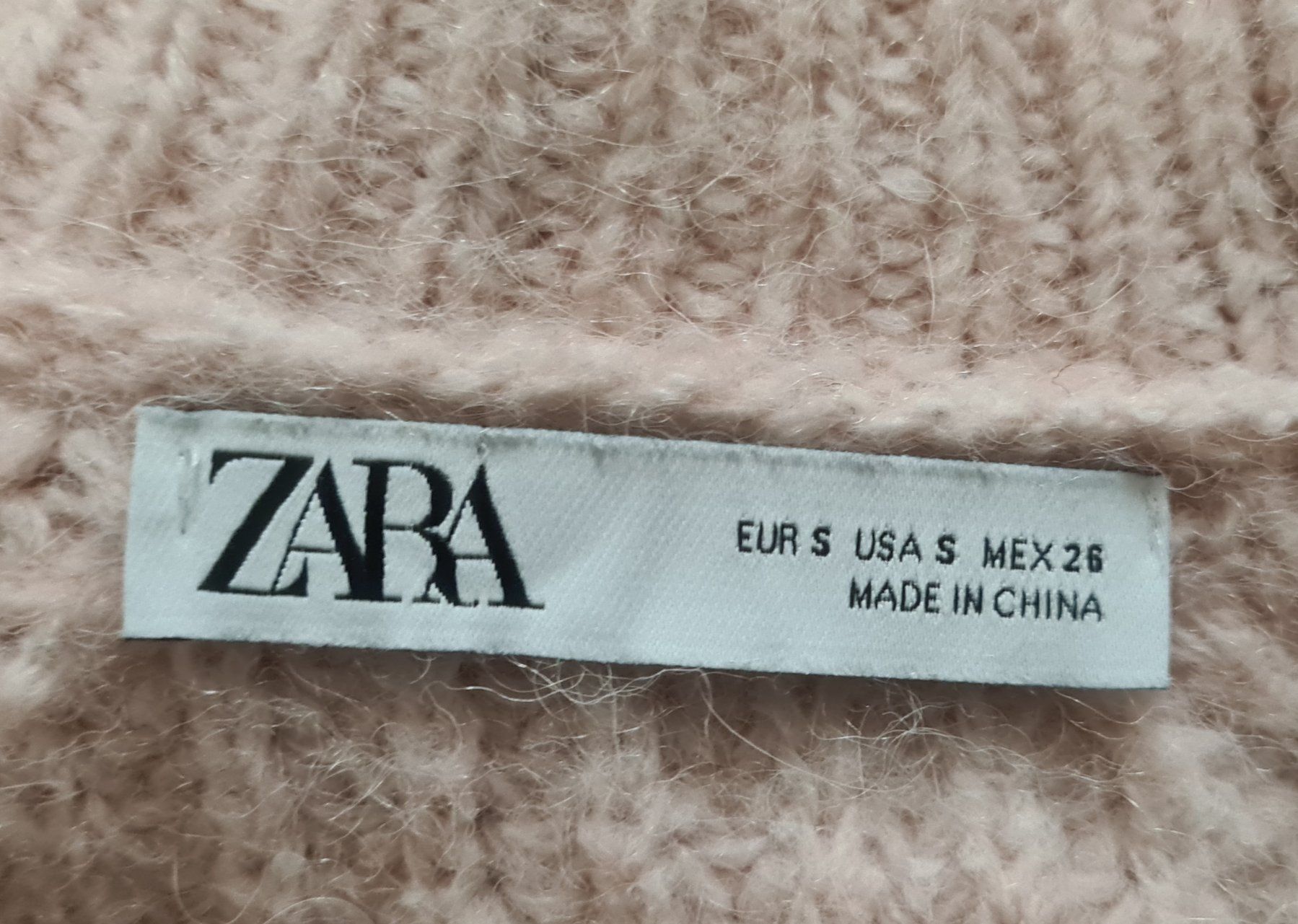 Zara Pulls & Sweat-shirts: Warmer Pullover – Neuf (Voir description) à Glattpark(Opfikon) par ejo_m8fr 2