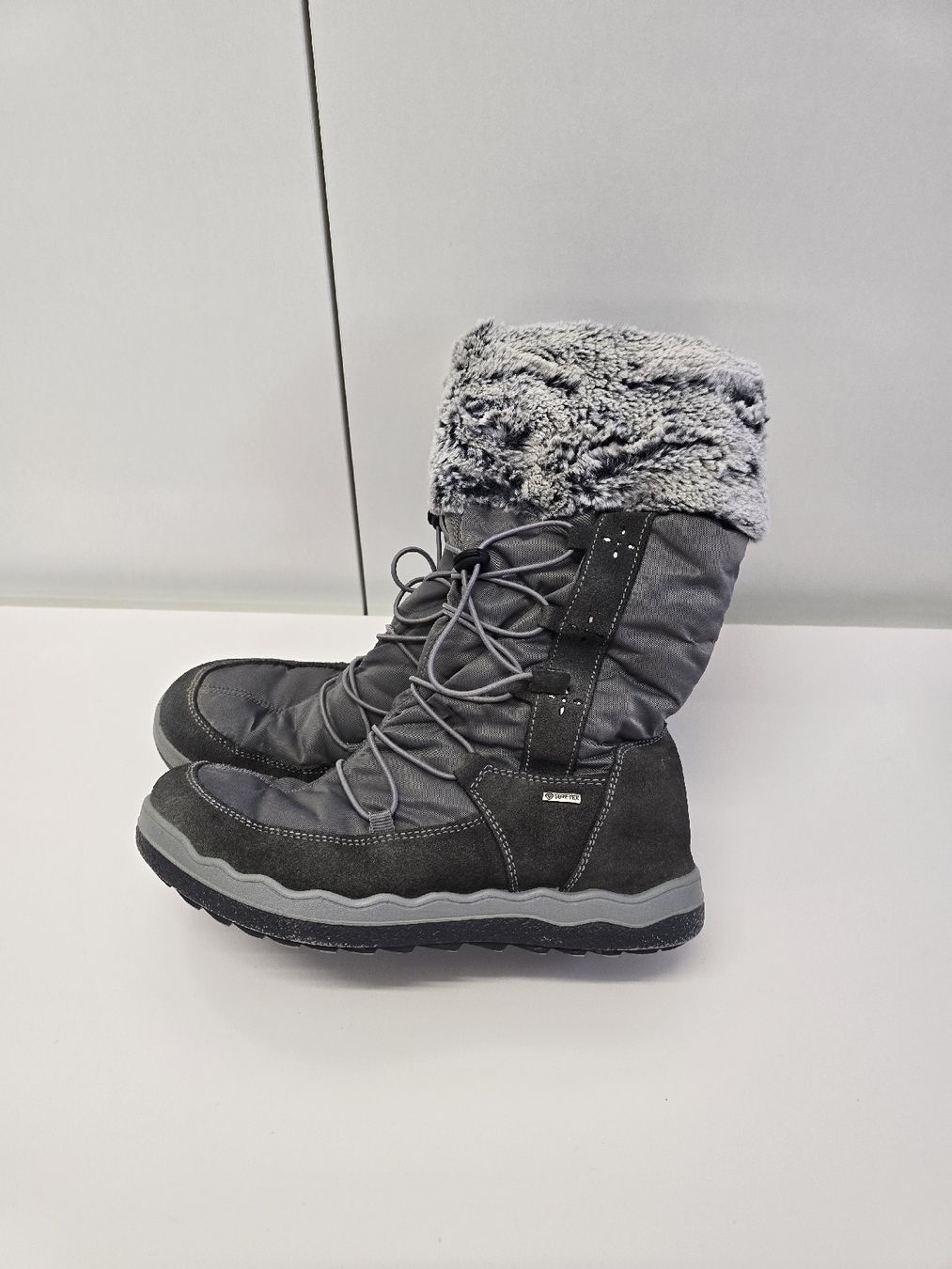 Primigi Scarpe per ragazze: Mädchen Primigi Winterstiefel Gr.38 – Usato da St. Gallen venduto da CAPYCORP 2