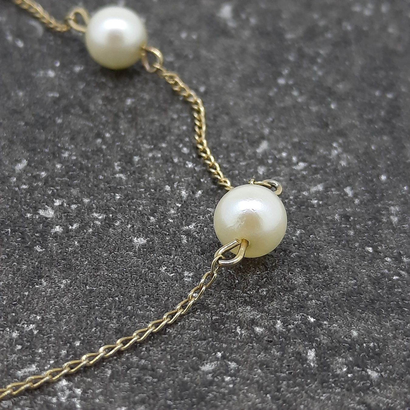 Bracciali & Braccialetti: Edles Armband mit bezaubernden Perlen – Usato da Unterägeri venduto da Altgoldschmuck 5