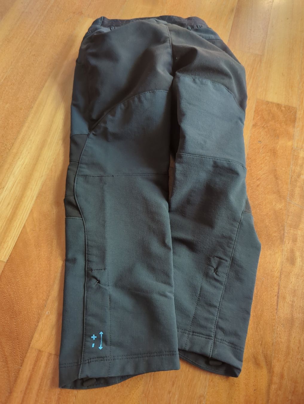 Decathlon Lotti & Set di vestiti: Quechua Wanderhose Gr. 3-4J – Usato da Eglisau venduto da raf_hn2x 3
