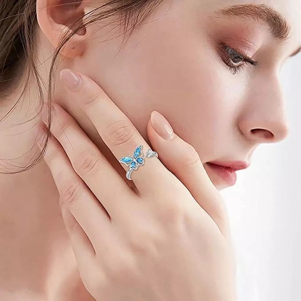 Anelli: Anti stress ring adjustable size – Nuovo e nell'imballaggio originale da Aarburg venduto da StavFashion