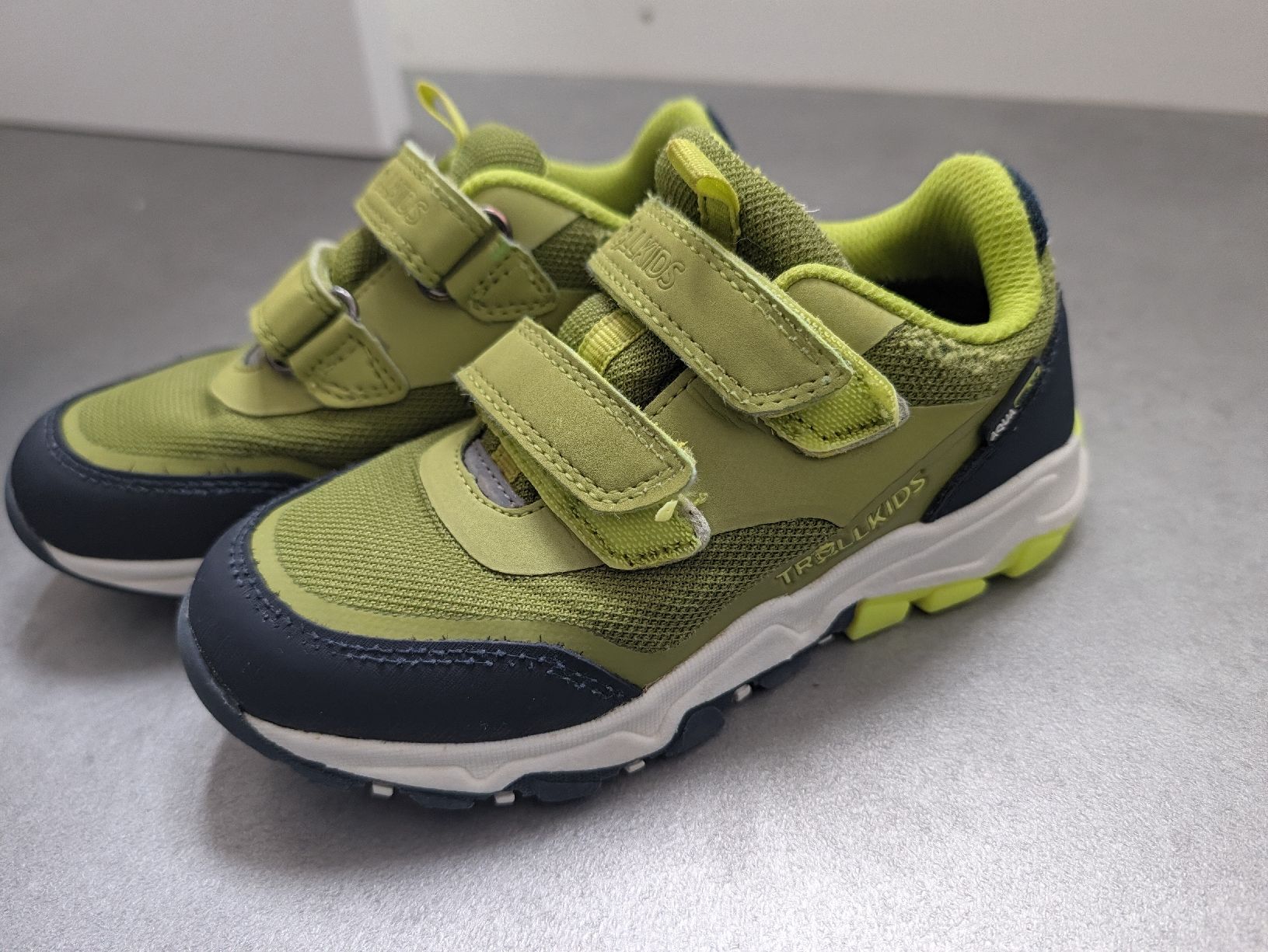 Scarpe per ragazzi: Trollkids Wanderschuhe grün Gr. 30 – Usato da Kaisten venduto da gra_7v6b