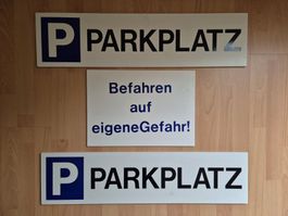 Parkplatz Schild Vorsicht Achtung Kunststoff