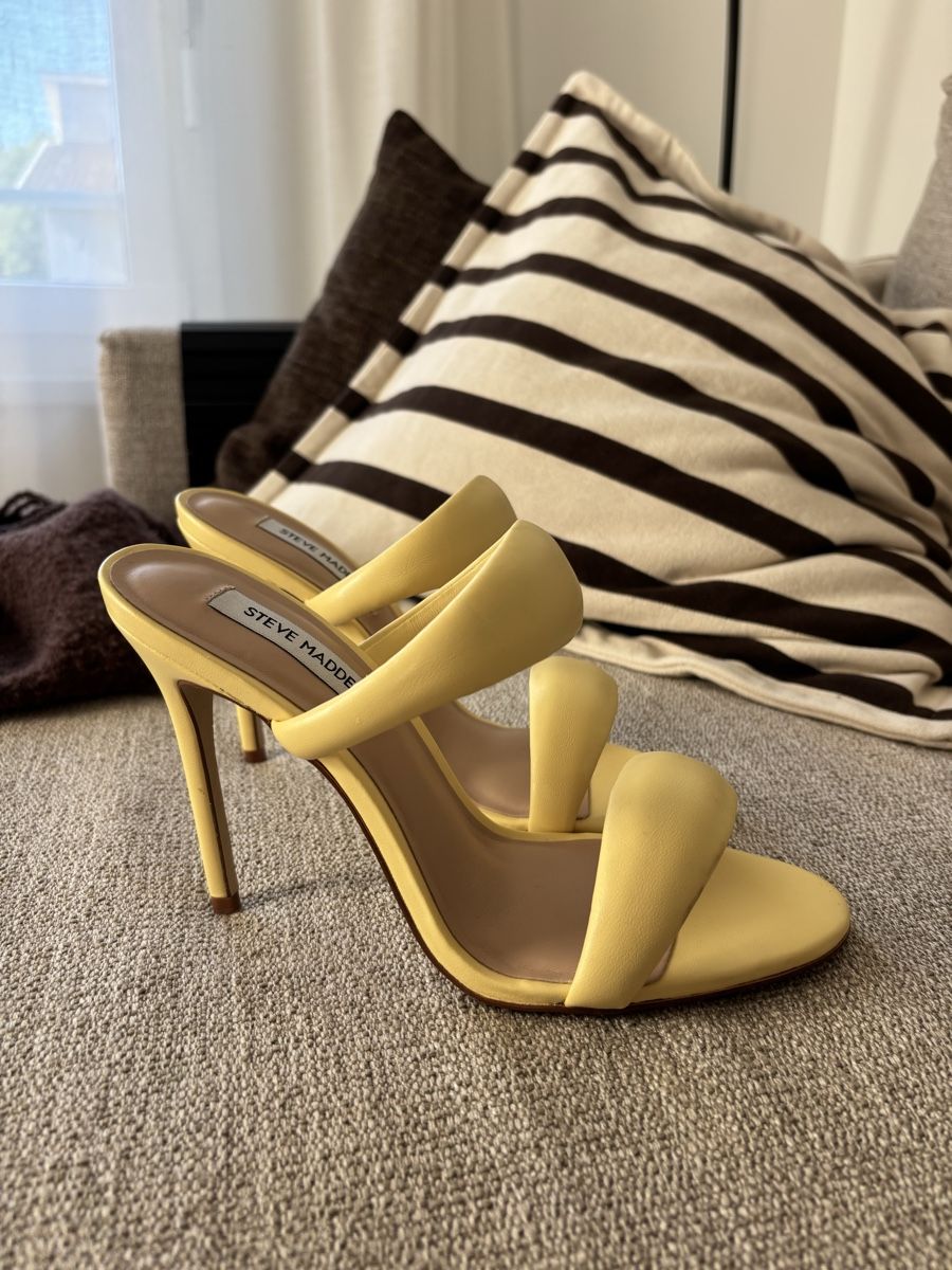 Steve Madden Chaussures femmes: Sandalette  – Neuf (Voir description) à Schaan par Nina.Zander_1990