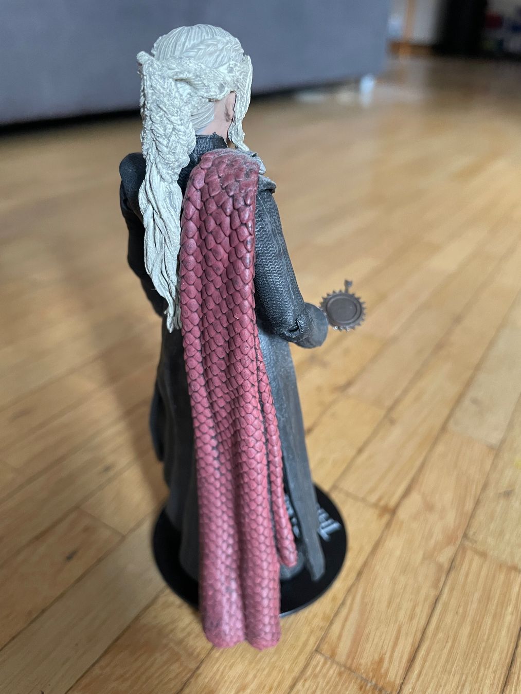 Statuette: GAME OF THRONES - DAENERYS TARGARYEN FIGUR – Usato da Egg b. Zürich venduto da underworld 2