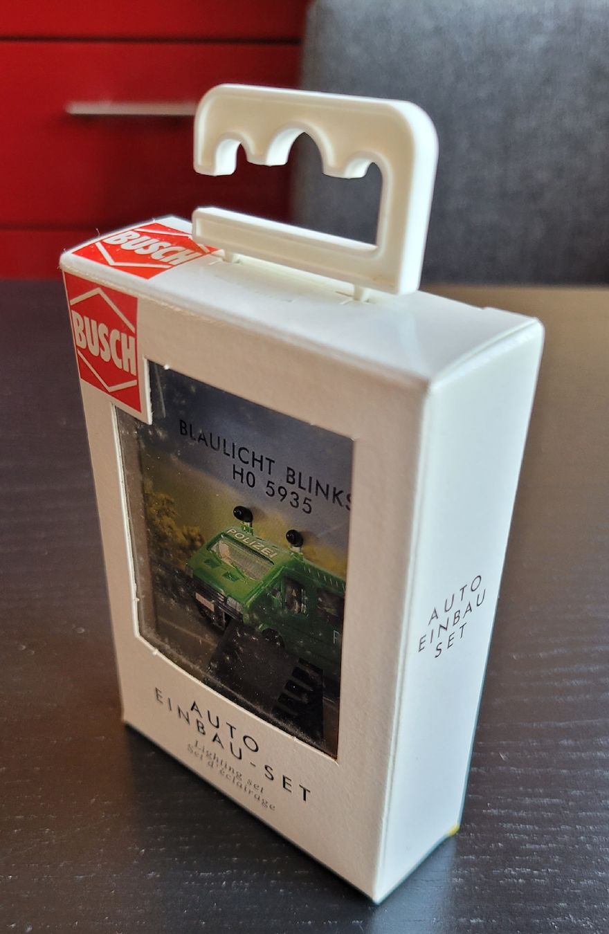 Busch Voitures modèles: Busch Auto Einbau-Set 1:87 – D'occasion à Hettiswil par kuese85 4
