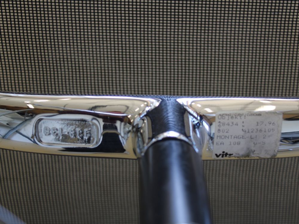 Vitra Eames Stühle EA108,  Netz schwarz 10