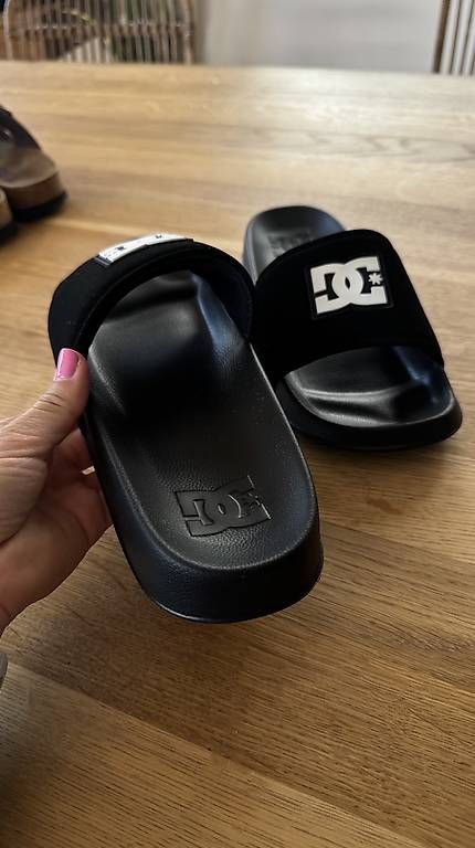 DC shoes Herrenschuhe: DC Slides NEU – Gebraucht aus Netstal von stm_s8qm 2