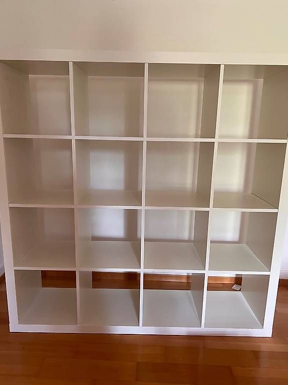 Étagères: IKEA Kallax Regal 4x4 – D'occasion à Horgen par braids3 1