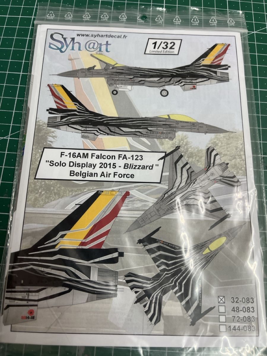 Kit di modellismo & Modellini statici: F-16AM Decals 1:32, Belgian Air Force, "Blizzard" – Nuovo e nell'imballaggio originale da Schattdorf venduto da ddi_9scw