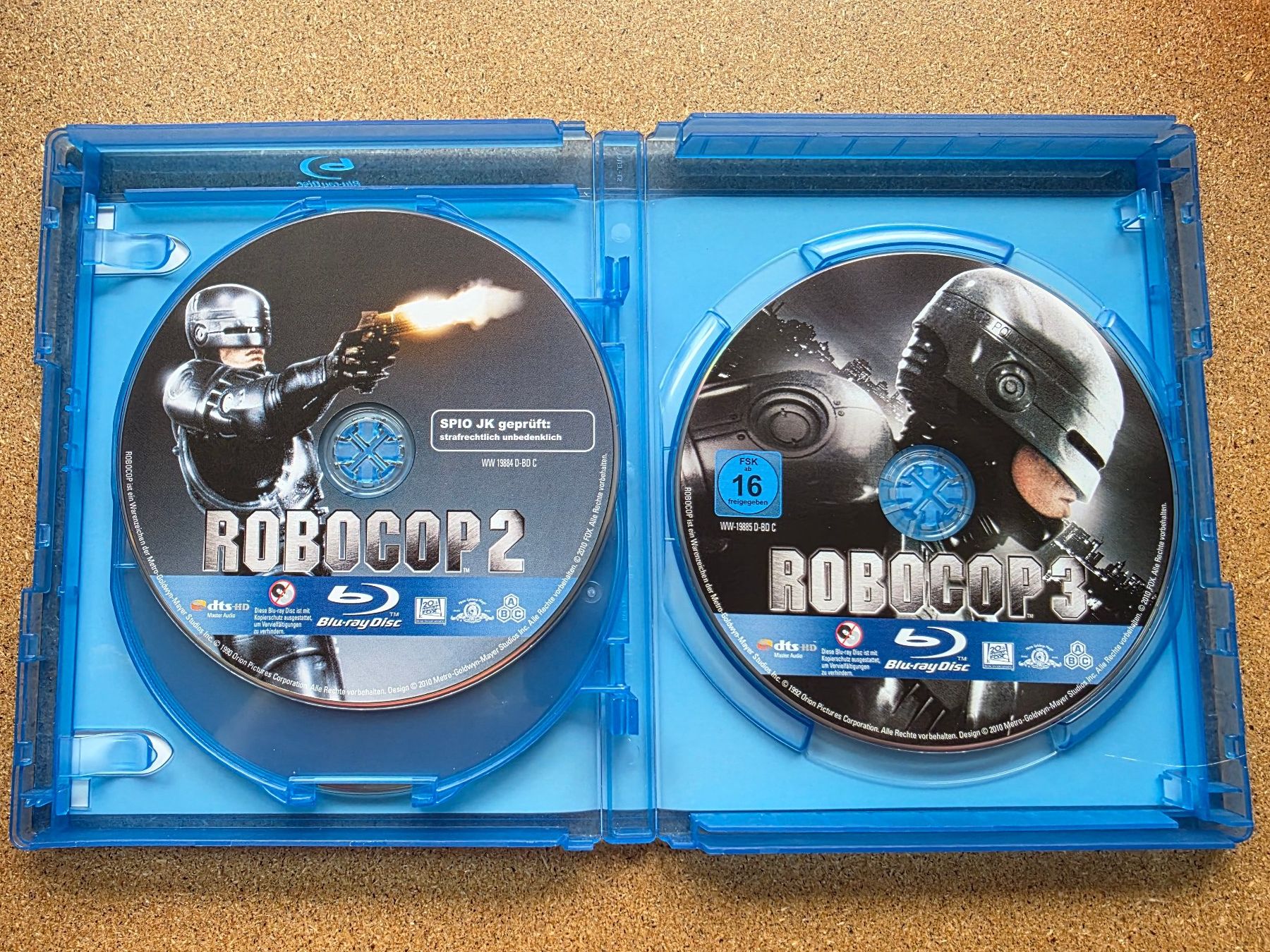 Tutti i DVDs: RoboCop Trilogie - uncut – Usato da Stein AG venduto da eMODy 3