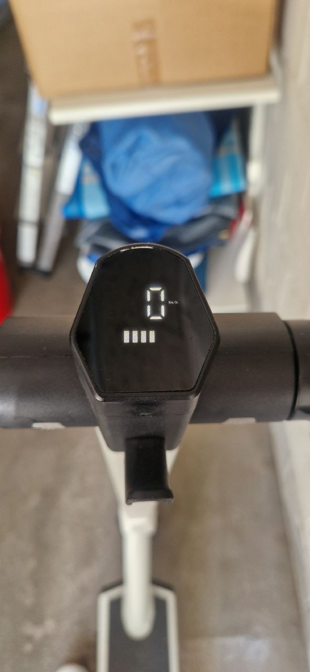Scooters: E-Scooter – D'occasion à Rüfenacht BE par _Schokolade_ 1