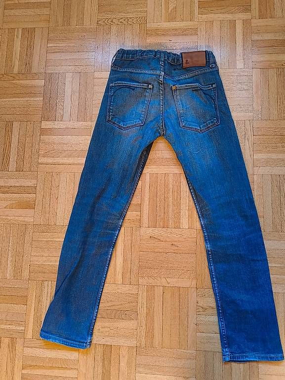 H&M Pantaloni: Jeans, Gr. 152 – Usato da St. Gallen venduto da curlygyal 1