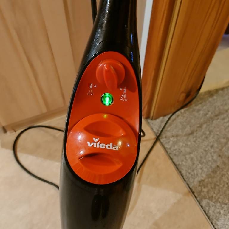 Nettoyeurs à vapeur: Vileda Dampfreiniger  – D'occasion à Ebnat-Kappel par Schneehas20 2