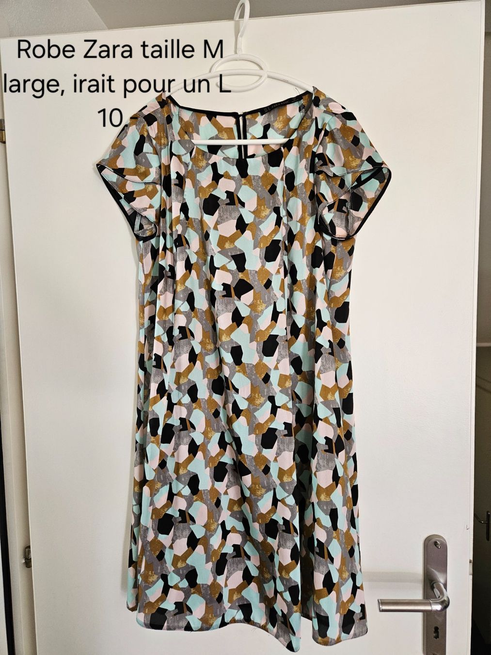 Zara Kleider: Robe Zara taille M – Gebraucht aus Vétroz von sas_yln5