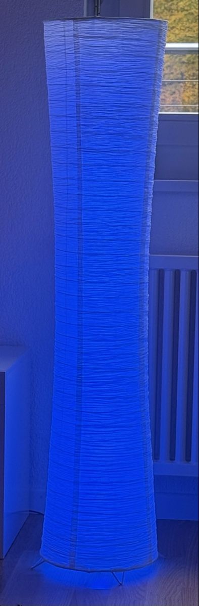 Lampade: Stehlampe mit Farbenwechsel – Nuovo e nell'imballaggio originale da ittigen venduto da huba01 1