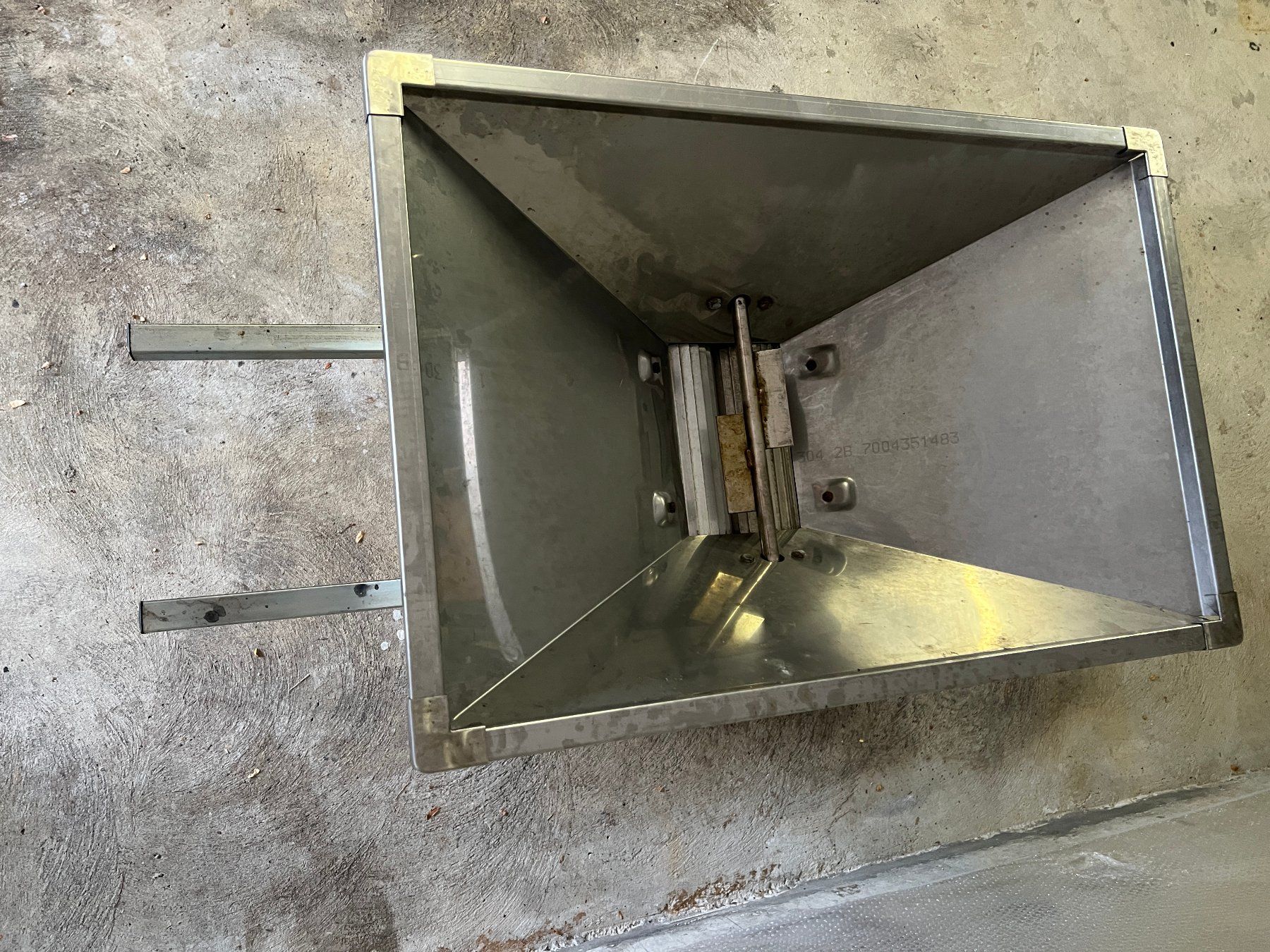 Tutte le macchine: Obst- und Weintraubenmühle – Usato da Liestal venduto da SevyLi 2