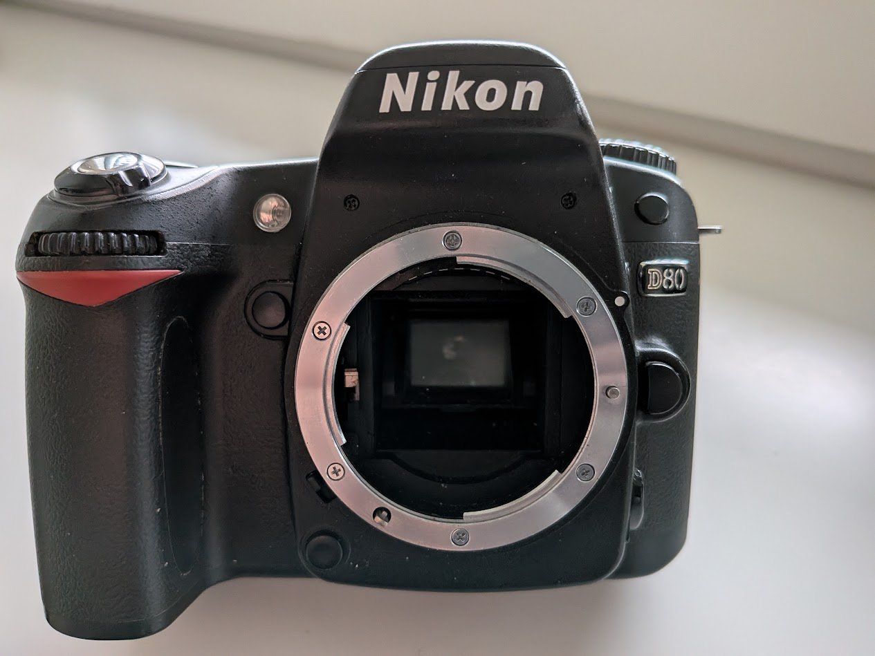 Nikon Kamera: Nikon D80 Digital Camera "Boitier" – Gebraucht aus Genève von popsetivoire170