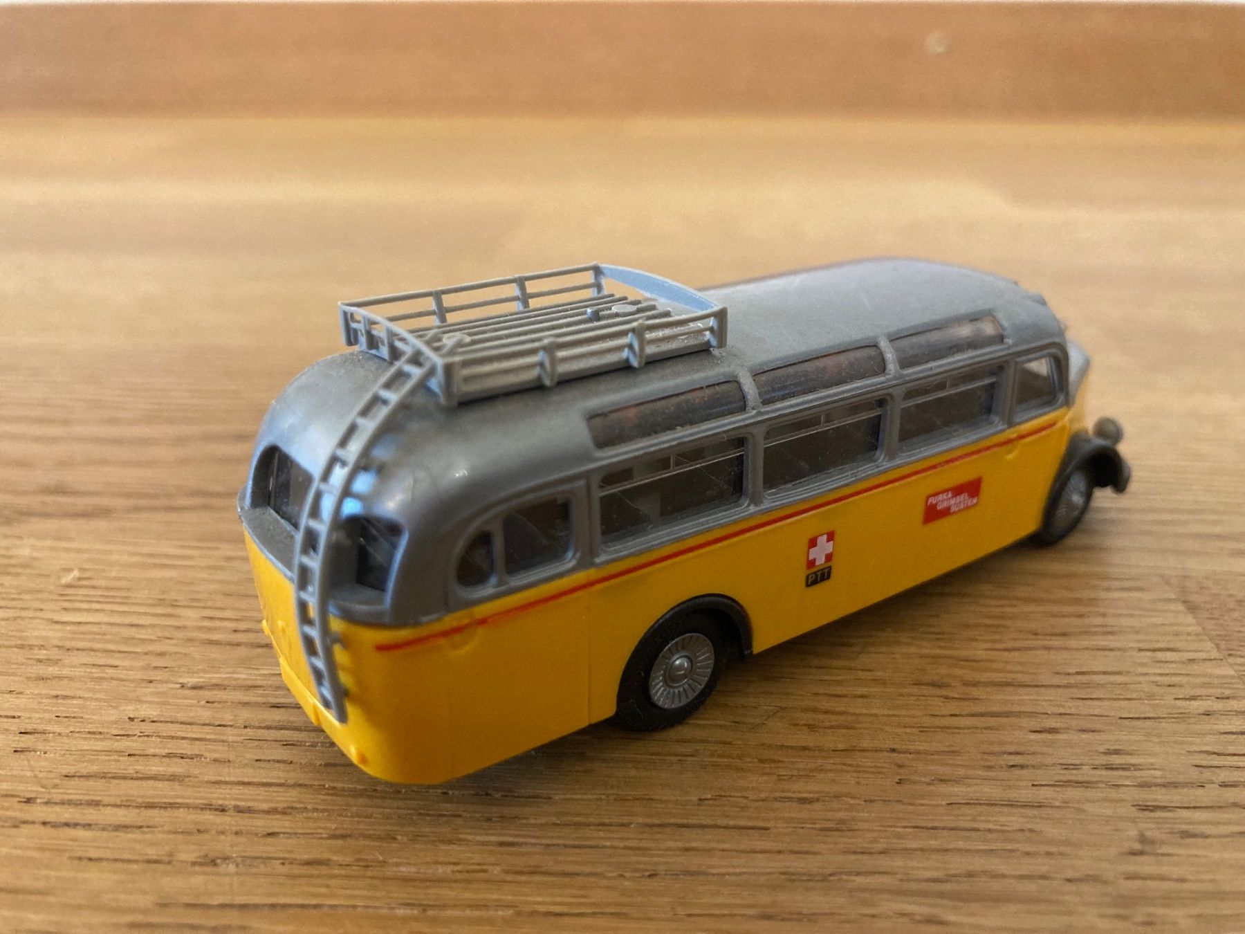 Modellini di ferrovie: Postauto für H0 Eisenbahn – Usato da Henggart venduto da bauman 1