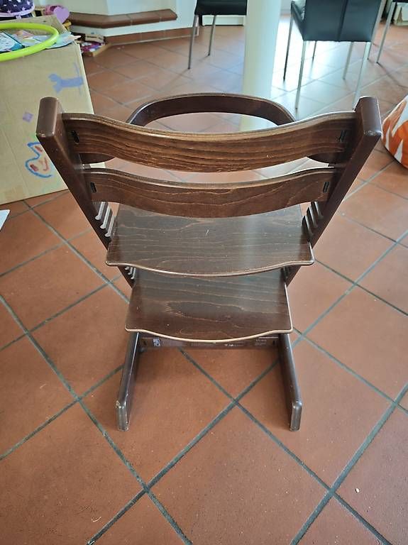 Stokke Chaises hautes: Original Strokke Trip Trap Kinder Hochsitz – D'occasion à Rüfenacht BE par Sumatrabali 4