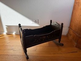 Antike Holz-Wiege / Puppenwiege, Handbemalt, Top Deko!