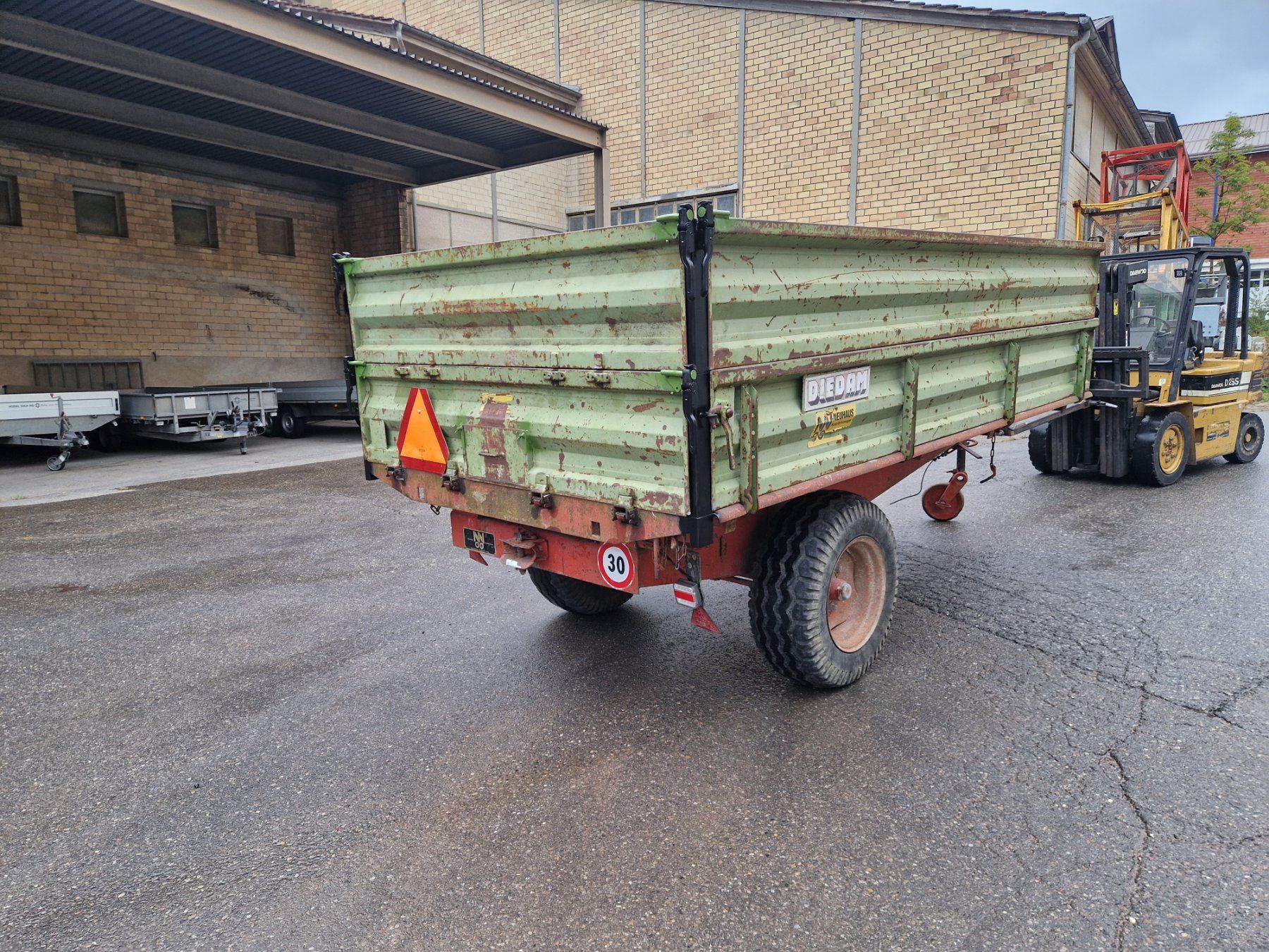 Camions-bennes: Kipper Neuhaus – D'occasion à Hochdorf par Honauer89 2