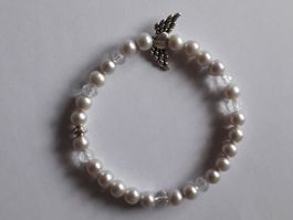 Perlen Armband mit Bergkristall und Tibet Silber Flügel 17cm
