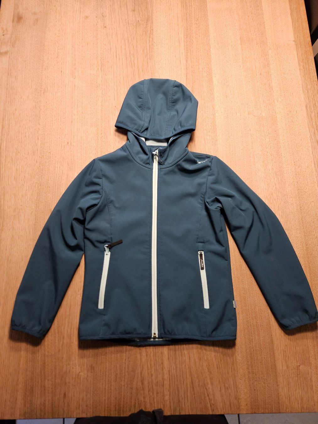 Vestes & Manteaux: Meru Softshell Jacke, Gr. 140, Top Zustand – D'occasion à Waltenschwil par sattelschrank