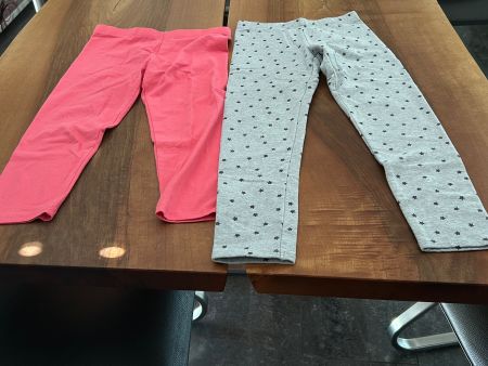 2x Kinder Leggings pink und grau Sterne Grösse 110/116