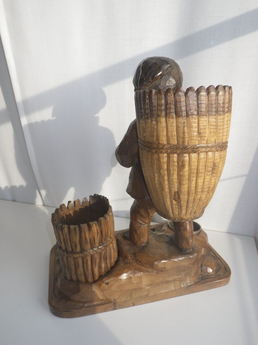 Skulpturen & Statuen: geschnitzter Bauer mit Hutte – Neu (gemäss Beschreibung) aus Brienz BE von P.Edelweiss 2
