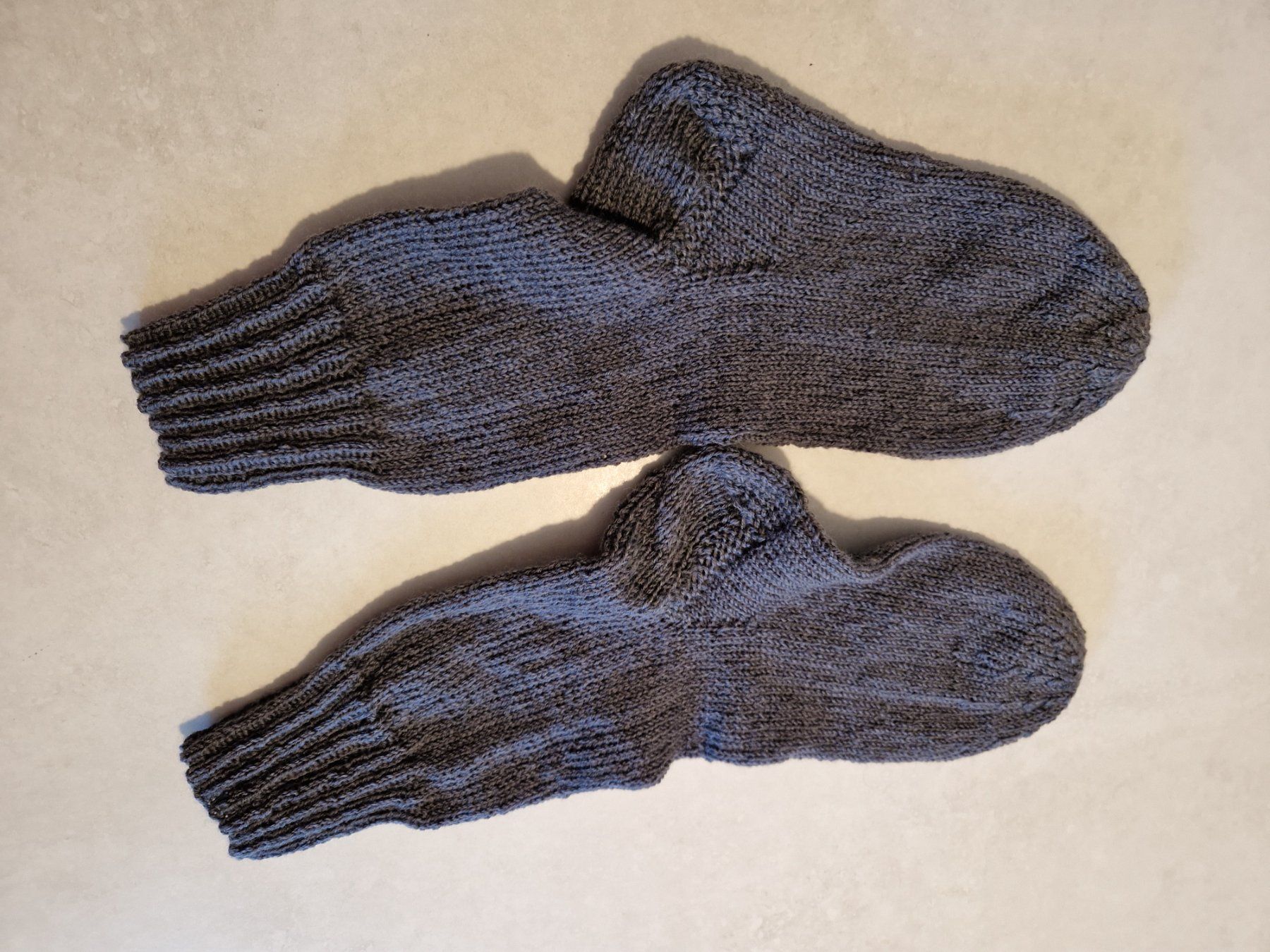 Chaussettes: handgestrickte Socken Gr. 45 – Neuf (Voir description) à Ursenbach par gruenblau 2